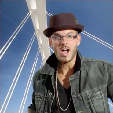 Dans quelle pub pour des lunettes de vue M. P est-il apparu ?