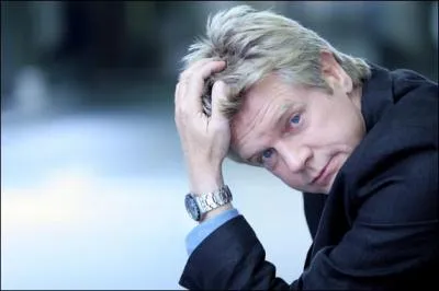 Quel est le grade de Martin  la fin de la 5me saison ?