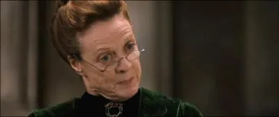 Suite au dcs de Dumbledore, McGonagall assure la direction de Poudlard en 'interim'. Qui lui succde  ce poste ?