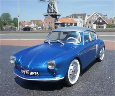 Premier modle de sa gamme de voitures sportives cr en 1955 :