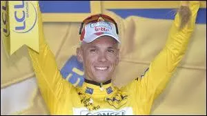 O Philippe Gilbert a-t-il pris le maillot jaune lors du tour de France 2011 ?