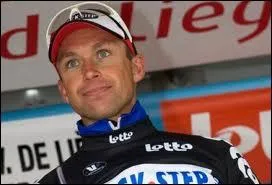 En quelles annes, Stijn Devolder a-t-il remport ses deux titres de champion de Belgique sur route ?