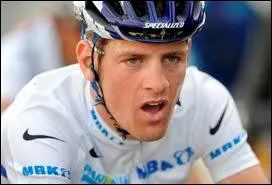 En parlant de Seeldrayers, dans quelle quipe a-t-il immigr pour la saison 2012 ?