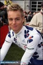 Dans quelle quipe roulera ce coureur en 2012 ?