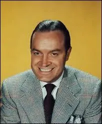 Ce Bob, n anglais, fut un des meilleurs humoristes amricains, durant des dcennies,  la TV et au cinma. Qui est-il ?