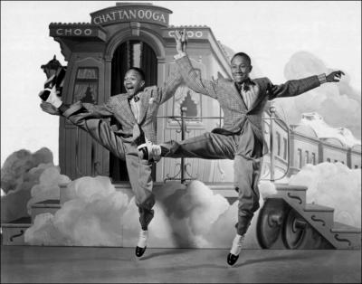 Au clbre Cotton Club de grands noms de la danse jazz se succdent dans des revues qui rivalisent avec celles de Broadway, tels ces deux danseurs. Qui sont-ils ?
