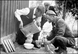 Quelle organisation criminelle avait le monopole de ces trafics illgaux d'alcool ?