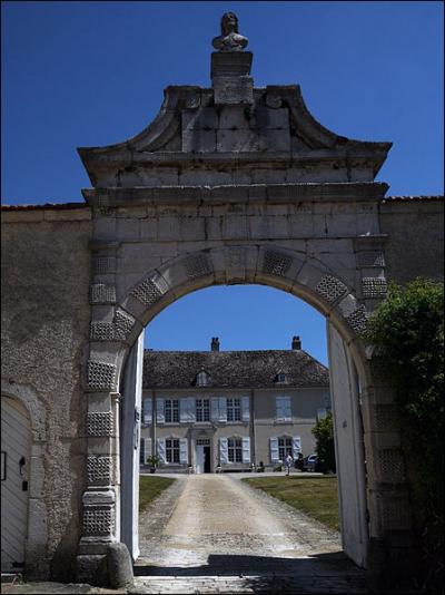 Chteau d'Autigny-la-Tour : Jeanne d'Arc y resta, mais  quelle occasion ?
