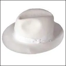 Quelle est la couleur de ce chapeau ?