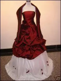 Quelle est la couleur de cette robe ?