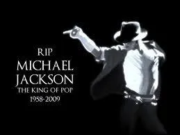 Quel nom porte l'album posthume de Michael Jackson ?