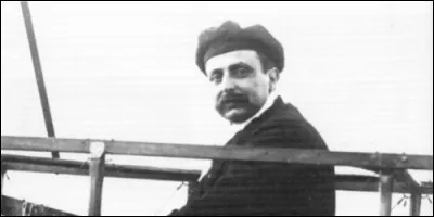 Quel journal a lanc&eacute; un concours auquel Louis Bl&eacute;riot r&eacute;pondit en traversant la Manche en 1909 ?