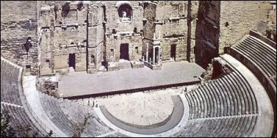 Dans l'Antiquit&eacute;, lequel de ces spectacles n'existait pas ?