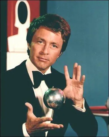 Vous souvenez-vous de ce sympathique magicien de srie TV ? L'acteur a galement interprt le personnage de Hulk-David Banner ?