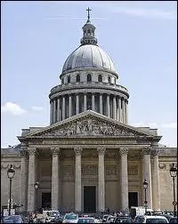 Ce monument tant destin  honorer les grands personnages de l'histoire de France, lequel d'entre eux fut le premier  tre inhum au Panthon en 1791 ?