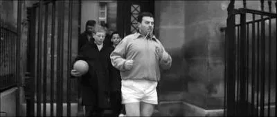 Combien d'lves reste-t-il  la fin du cours de gymnastique ?