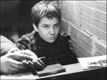 Au 'Centre d'observation de mineurs dlinquants' parce qu'il a entam son pain...