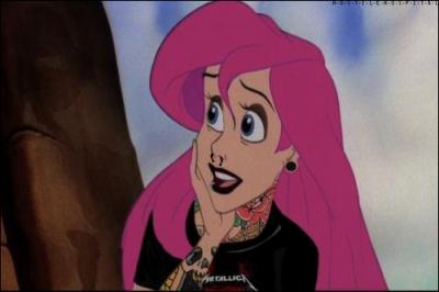 C'est trs simple. On la reconnait grce  la couleur de sa chevelure : Elle s'appelle ?