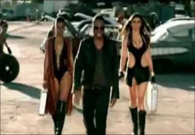 Quel chanteur est-ce ?