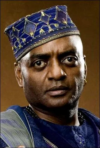 Quand a-t-il d passer  la clandestinit lorsque Voldemort a pris le contrle du ministre ?