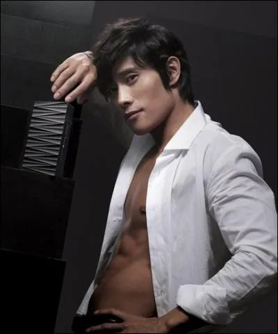 Dans quelle ville est-il n ?