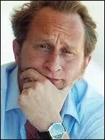 Les blonds seraient-ils plus drles que les bruns ? Encore un excellent comique que ce belge blond, Benot Peolvoorde. Qui est son comparse dans l'irrsistible Le boulet ?