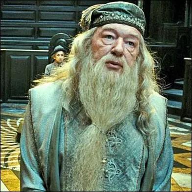 En quelle anne dpose-t-il le jeune Harry Potter devant la maison des Dursley ?