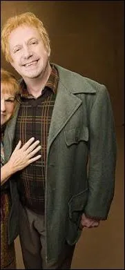 Avec qui est-il mari ?