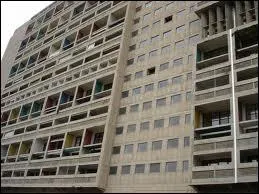 Il y a 60 ans : inauguration de la Cit radieuse  Marseille le 14/10/1952. Quel architecte a conu et ralis cette unit d'habitation ?