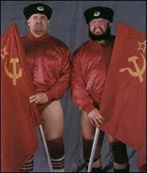Quelle quipe tait forme par Nikolay Volkoff (croate) et Boris Zhukov (amricain) ?