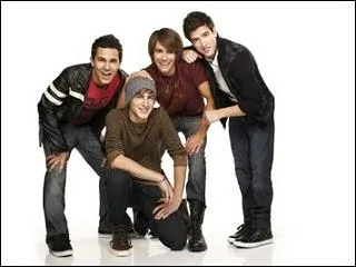 Comment s'appelle la mre de James ?