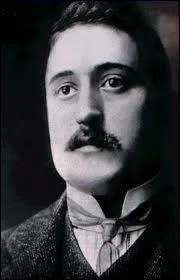 Guillaume Apollinaire, de son vrai nom Wilhelm Albert Wlodzimierz Apolinary de Waz-Kostrowicki, 1914 :