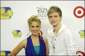 Comment s'appellent les deux faux jumeaux insupportables ?