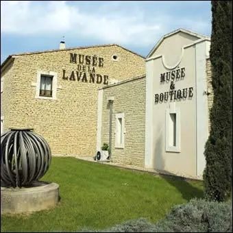 Les muses en France sont ouverts tous les jours sauf le ...