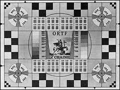 En 1955, combien d'heures de programmes tlviss taient diffuses par semaine ?