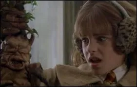 Combien de point fait-elle gagner  Gryffondor pour sa rponse  propos des Mandragores ?