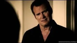 Et il est mort sur :