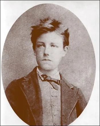 C'est un trou de verdure o chante une rivire, / Accrochant follement aux herbes des haillons / D'argent ; o le soleil, de la montagne fire, / Luit : c'est un petit val qui mousse de rayons.