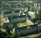 O peut-on voir l'abbaye aux Dames, qui accueille la spulture de la reine Mathilde, pouse de Guillaume le Conqurant ?