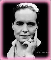 Quelle est cette journaliste, crivain et femme politique qui militera pour le vote des femmes franaises ?