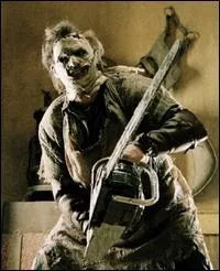 Ce dtraqu est diffrent des autres tueurs de cinma dans la mesure o il n'est ni sadique ni cruel : il est dcrit comme tant svrement attard.