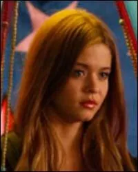 Je joue Amanda Strazzulla dans "Heroes". Qui suis-je ?