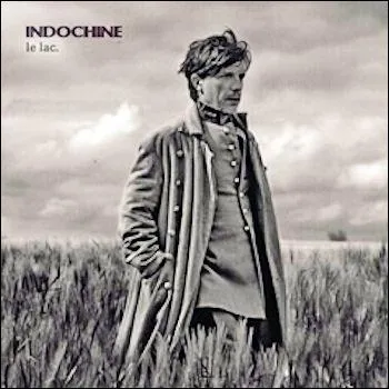 Le Lac. ' J'arrive au bord du lac ...