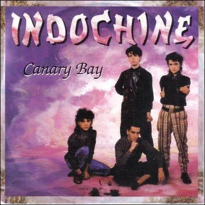 Canary Bay. ' C'est  Canary Bay, Hou ! Hou ! ...