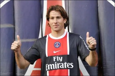 Maxwell rejoint le PSG ; il tait :