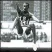 Clbrits. Lettre B. Quizz N 10. Bob Beamon. Athlte Amricain spcialit du saut en longueur. Quel saut incroyable pour l'poque a-t-il ralis au J. O de Mexico en 1968 ?