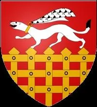 Station balnaire connue pour sa ville intra-muros. Sa population quadruple en t...