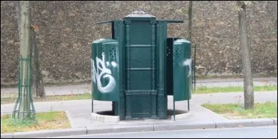 Pourquoi l'Empereur Vespasien a-t-il laissé son nom aux vespasiennes ?