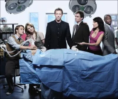 Une page de la bible version House, combien de convives assistaient  la Cne ?