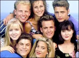 Qui jouait Brandon Walsh dans 'Beverly Hills 90210' ? (1990)